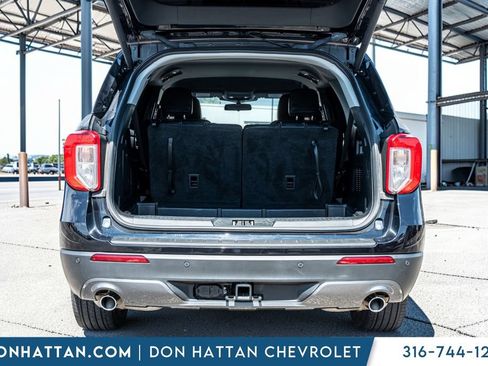 Used 2023 Ford Explorer XLT w/ Equipment Group 202A AWD/4WD image 35
