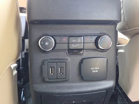 Used 2017 Ford Explorer Limited FWD image 10