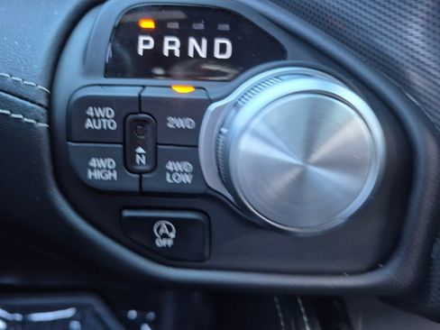 Used 2025 RAM 1500 Limited AWD/4WD image 31