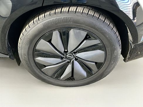 Used 2023 Nissan Ariya FWD image 11