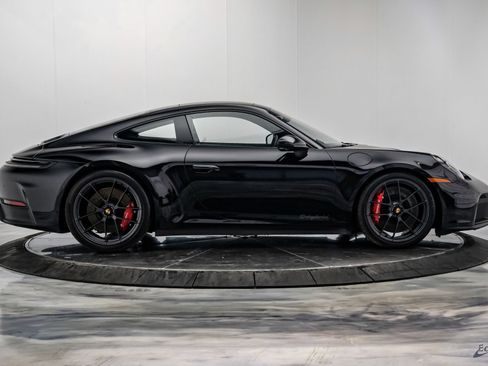 Used 2026 Porsche 911 Carrera 4 GTS AWD/4WD image 19