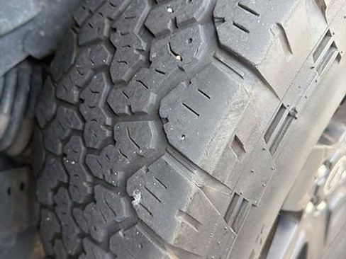 Used 2022 Ford Bronco Black Diamond AWD/4WD image 4