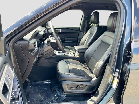 Used 2023 Ford Explorer ST-Line w/ Class IV Trailer Tow Package image 22