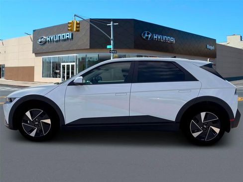New 2026 Hyundai Ioniq 5 SEL AWD/4WD image 3