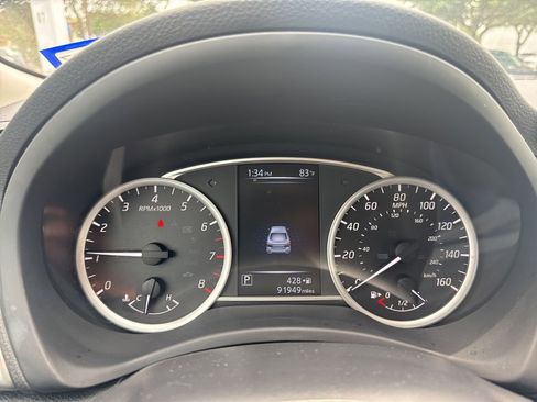 Used 2018 Nissan Sentra SV FWD image 6