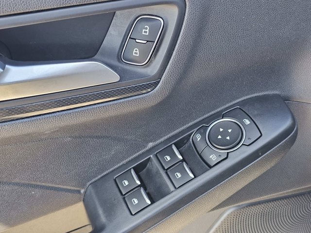 Used 2025 Ford Escape ST-Line Select AWD/4WD image 13