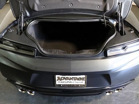 Used 2016 Chevrolet Camaro SS RWD image 24