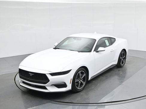 New 2025 Ford Mustang Coupe image 32