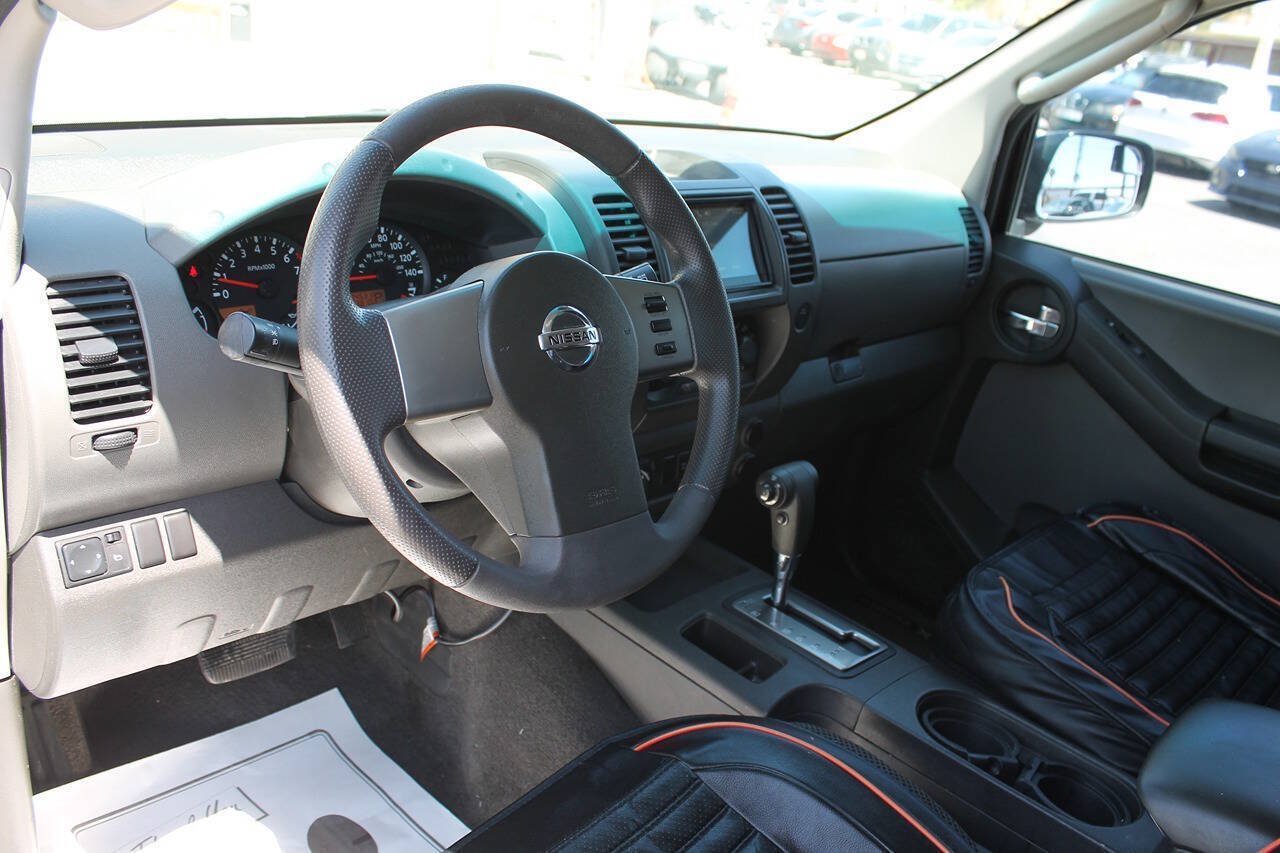 Used 2006 Nissan Xterra S AWD/4WD image 21