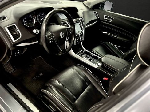 Used 2020 Acura TLX V6 w/ Technology Package image 16