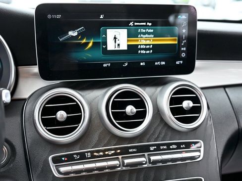 Used 2021 Mercedes-Benz C 300 Sedan image 26