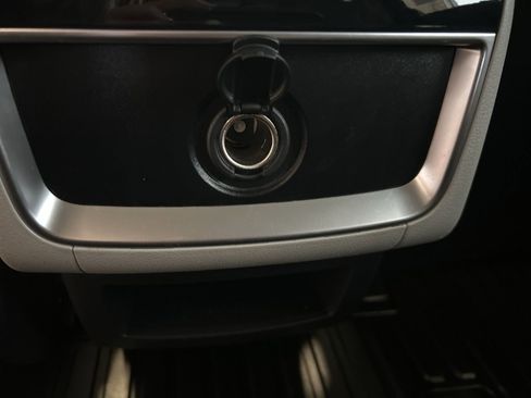 Certified 2024 Kia Carnival EX image 17