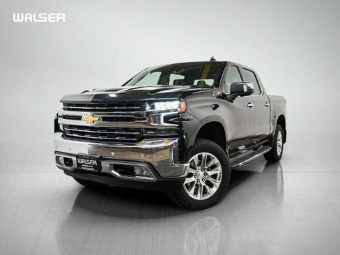 Used 2022 Chevrolet Silverado 1500 LTZ w/ Z71 Off-Road Package AWD/4WD image 1
