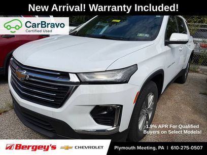 Used 2023 Chevrolet Traverse LT