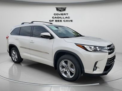 Used 2017 Toyota Highlander Limited