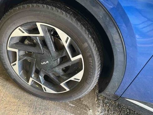 Certified 2023 Kia Sportage SX image 10