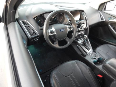 Used 2014 Ford Focus Titanium image 13