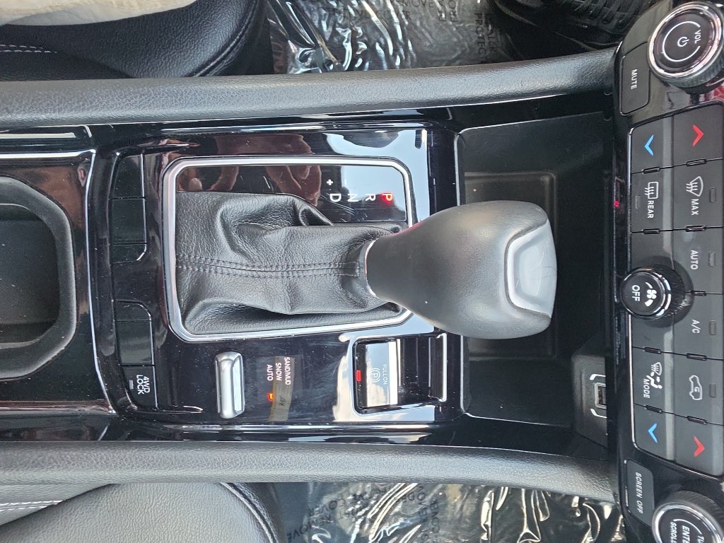 Used 2025 Jeep Compass Limited AWD/4WD image 26