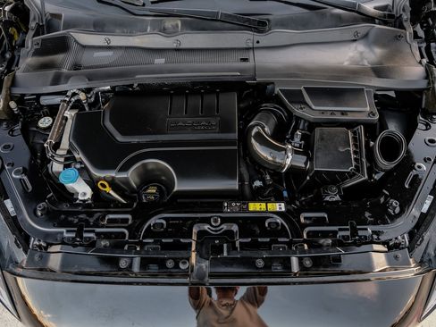 Used 2019 Jaguar E-PACE S image 54