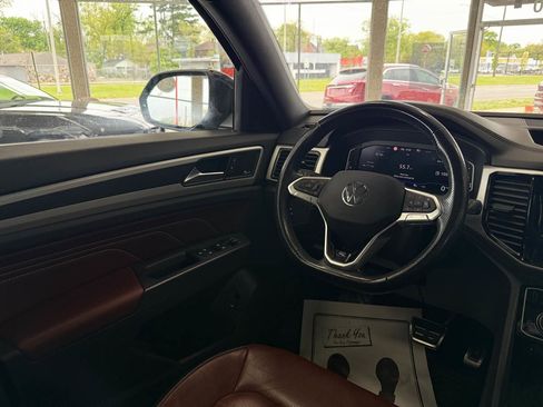 Used 2021 Volkswagen Atlas Cross Sport SEL Premium R-Line w/ Cross Sport MDO Package AWD/4WD image 39