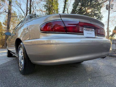 Used 2001 Buick Century Custom w/ Special Edition Pkg image 29