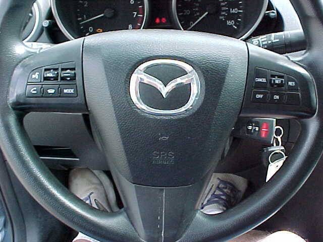 Used 2011 MAZDA MAZDA3 i Touring FWD image 26