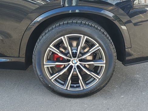 New 2026 BMW X5 xDrive40i w/ M Sport Package AWD/4WD image 29