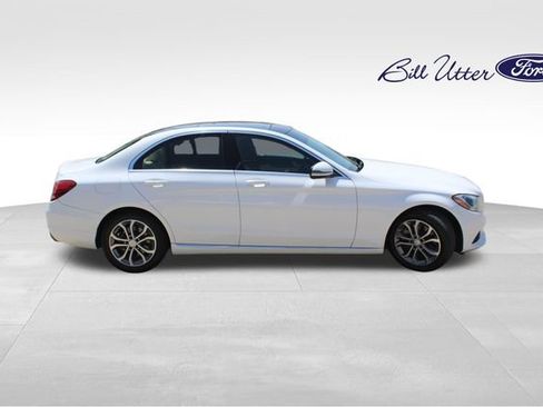 Used 2017 Mercedes-Benz C 300 Sedan image 4
