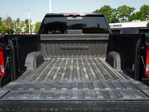 Used 2023 GMC Sierra 1500 Denali w/ Denali Reserve Package AWD/4WD image 30