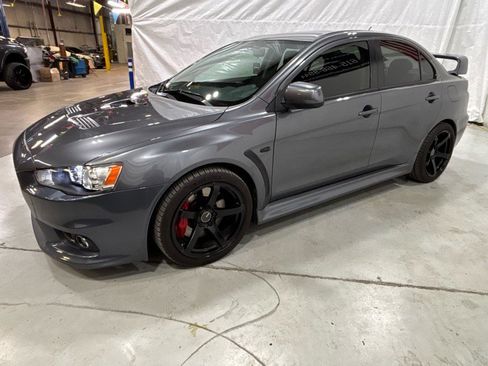 Used 2010 Mitsubishi Lancer Evolution SE image 8