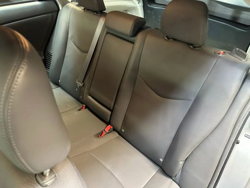 Used 2010 Toyota Prius Five FWD image 23