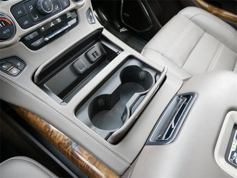 Used 2015 GMC Yukon Denali w/ Open Road Package image 23