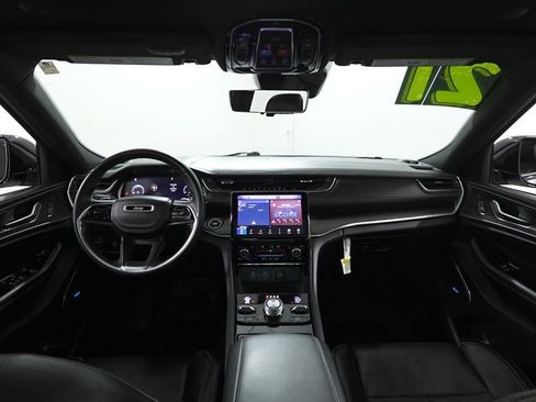 Used 2021 Jeep Grand Cherokee L Overland w/ Luxury Tech Group IV image 7