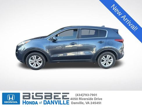 Used 2018 Kia Sportage LX image 1