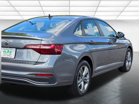 Used 2024 Volkswagen Jetta SE FWD image 51