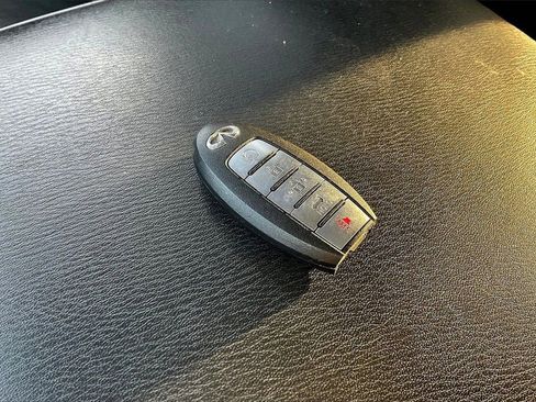 Used 2024 INFINITI QX80 Luxe image 38