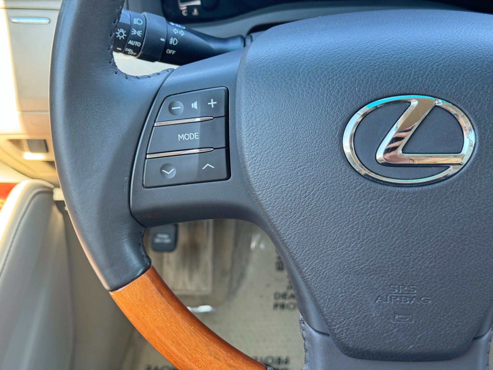 Used 2012 Lexus RX 350 FWD w/ Premium Pkg image 20