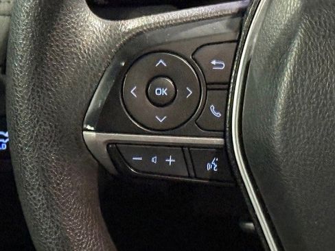 Used 2022 Toyota Camry LE image 26