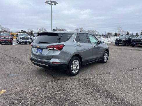 Used 2024 Chevrolet Equinox LT image 10