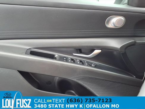 Used 2024 Hyundai Elantra SEL image 22