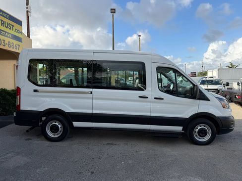 Used 2022 Ford Transit 150 Medium Roof image 8