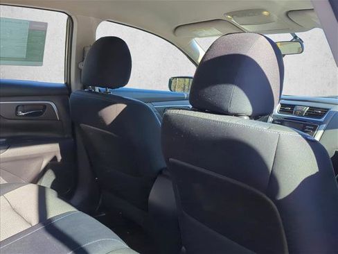 Used 2017 Nissan Altima 2.5 SR image 19