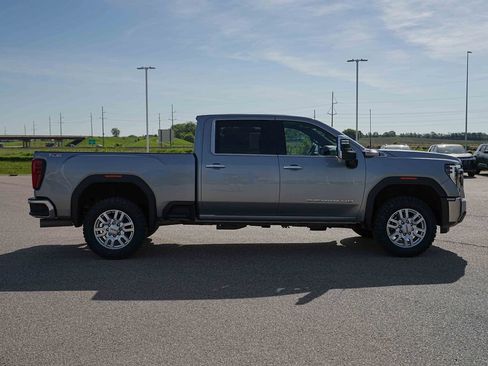 Used 2024 GMC Sierra 2500 SLT AWD/4WD image 5