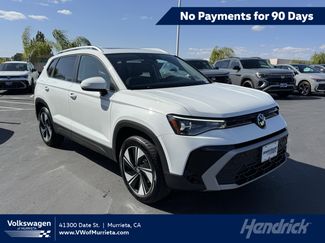 Used 2025 Volkswagen Taos SE AWD/4WD video 1