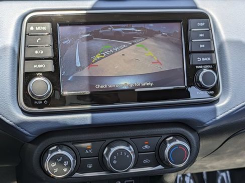 New 2025 Nissan Versa SV w/ Trunk Package FWD image 20