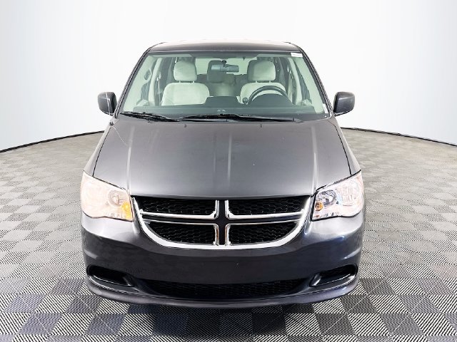 Used 2017 Dodge Grand Caravan SE w/ Power Window Group FWD image 2