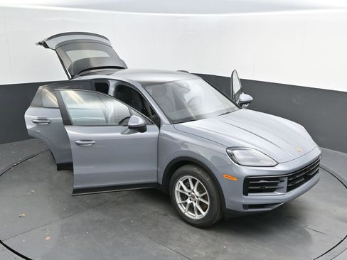 New 2026 Porsche Cayenne Coupe image 46