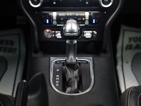 Used 2018 Ford Mustang GT Premium w/ GT Performance Package RWD image 36