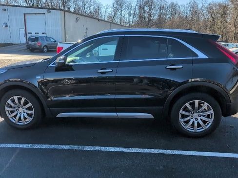 Used 2023 Cadillac XT4 Premium Luxury image 13