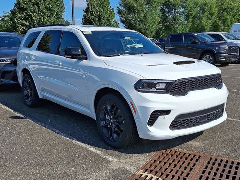 New 2026 Dodge Durango GT image 3